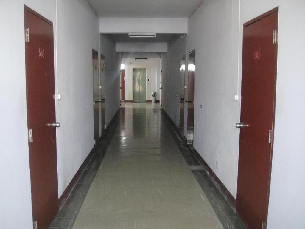 Pakchong Phubade Hotel Exterior photo